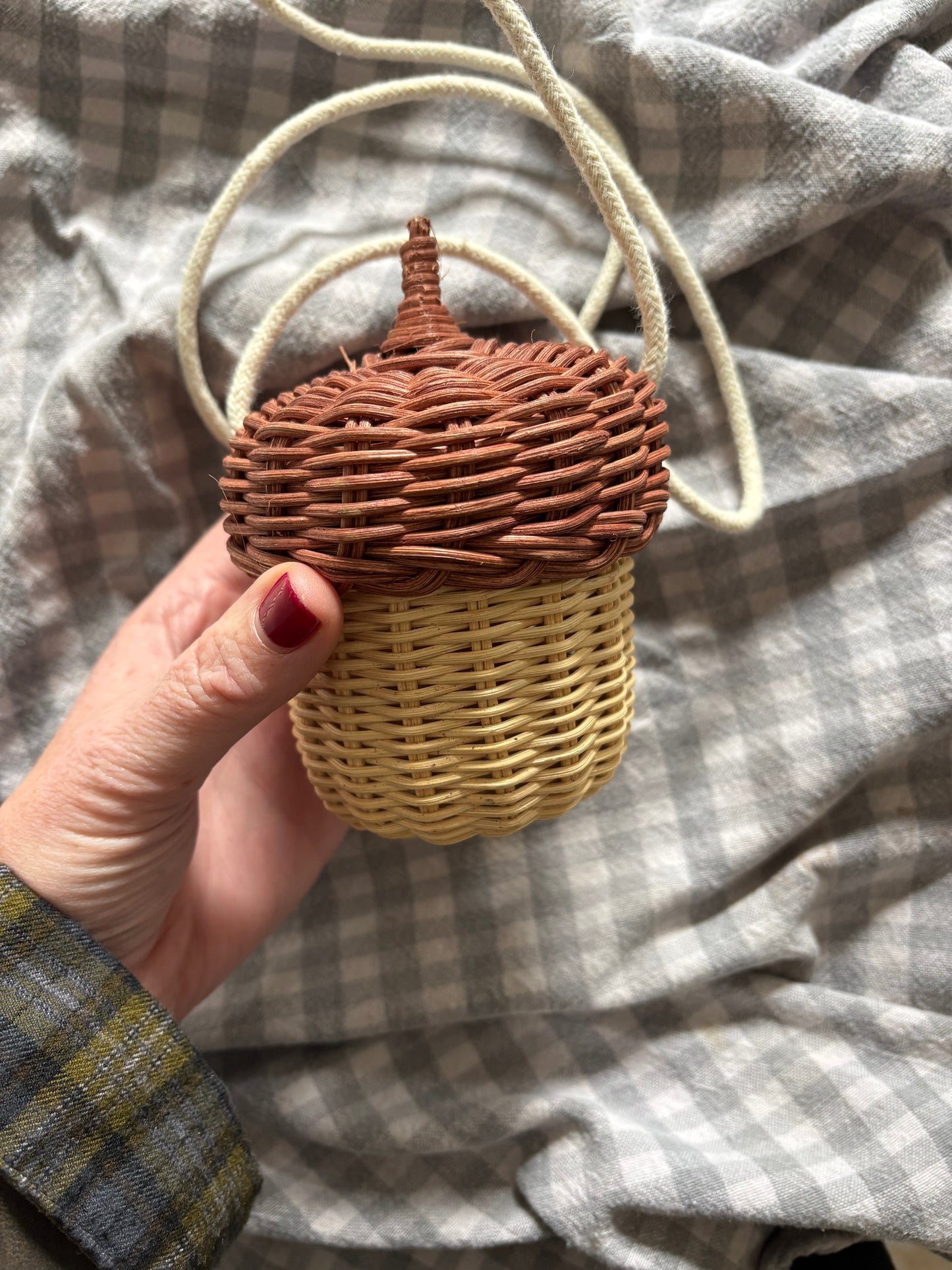 Acorn bag