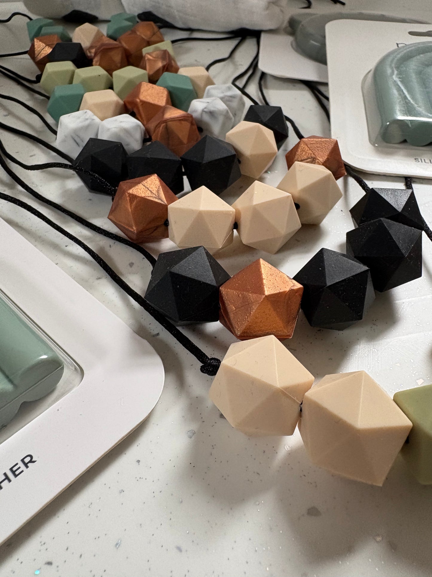 Teething necklace & teether